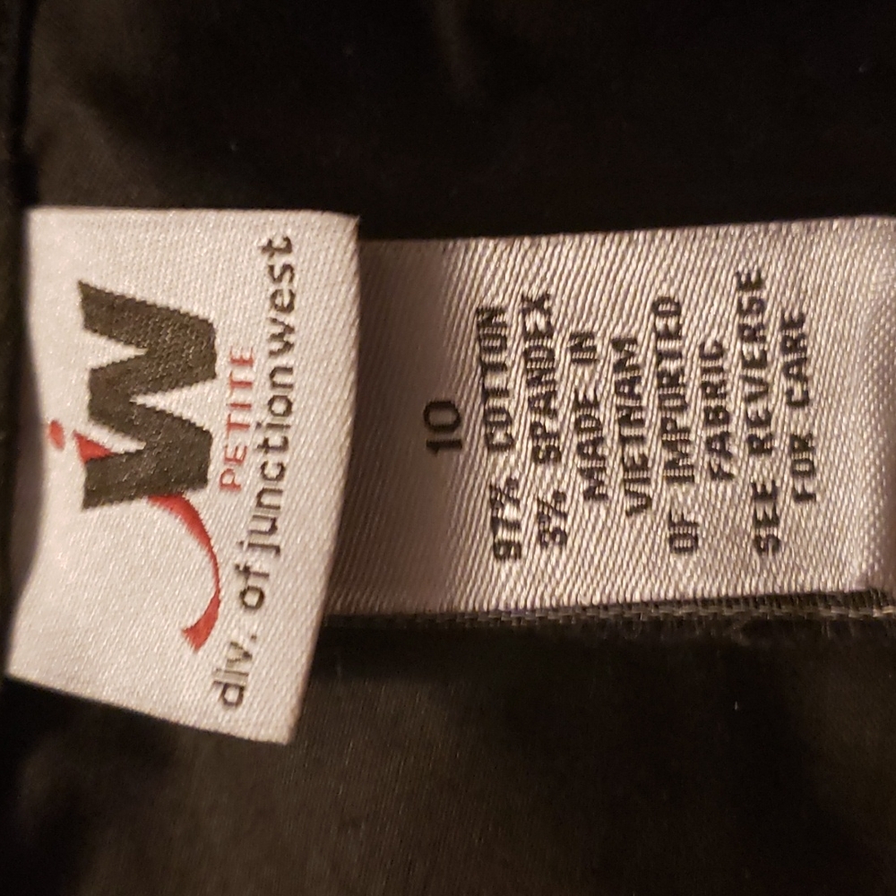 Jw Petite Black Capri Pants - Picture 6 of 7